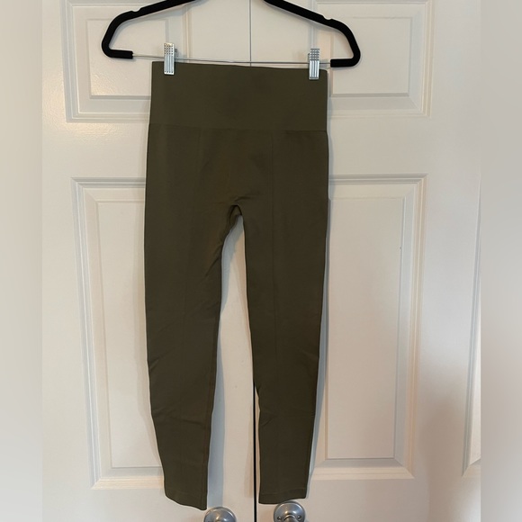 Yummi leggings - Picture 9 of 11